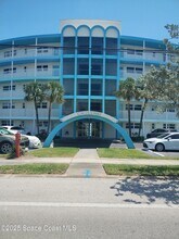 Building Photo - 4000 Ocean Beach Blvd