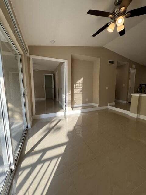 Foto del edificio - 1845 Palm Cove Blvd
