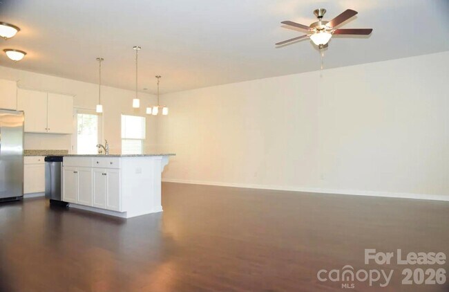Foto del edificio - 9331 Arbor Creek Dr