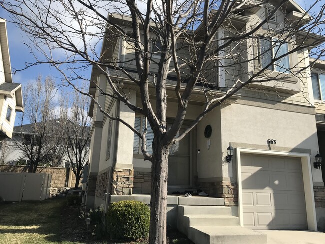 Photo - 663 E Auburn Fields Way Townhome