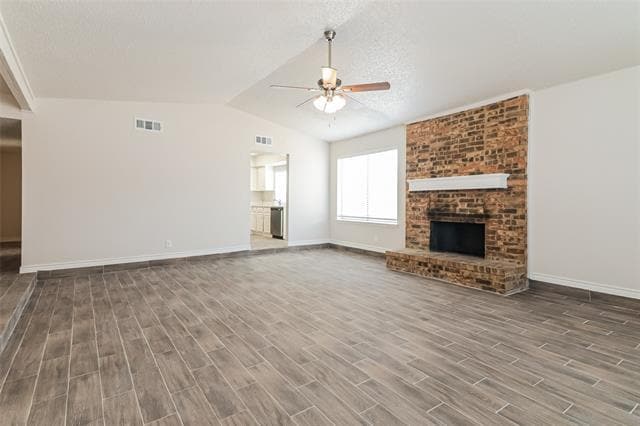 Building Photo - 2718 Holy Cross Ln