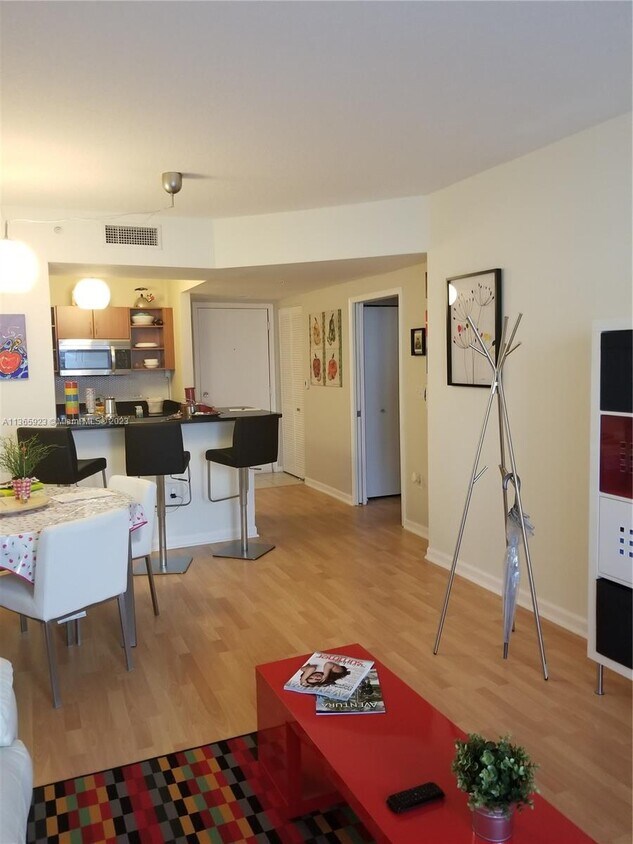 2775 NE 187th St Unit 510, Aventura, FL 33180 Condo for Rent in