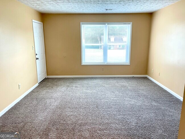 Foto del edificio - 125 Appleton Blvd