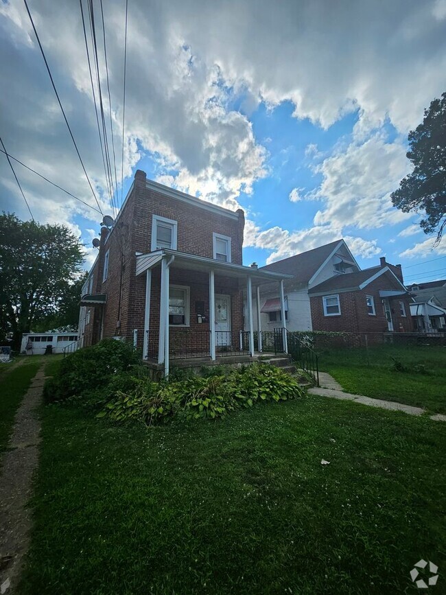 Building Photo - 1210 Central Ave