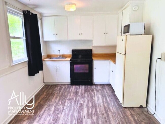 Building Photo - 638 Ivy Hill Ln