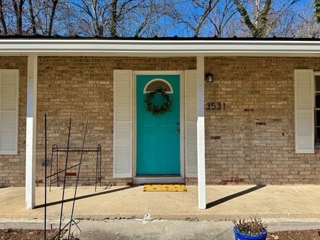 Building Photo - 3531 Sleepy Hollow Rd