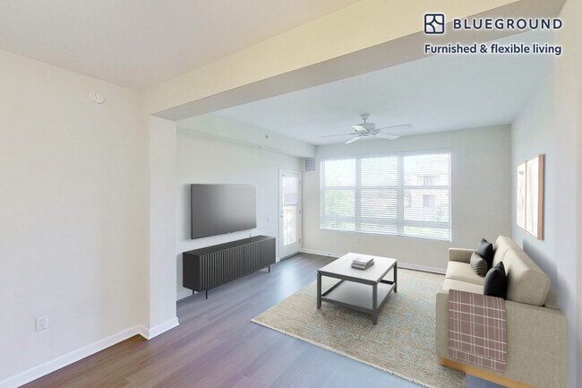 Foto del edificio - 1099 Admiral Ct
