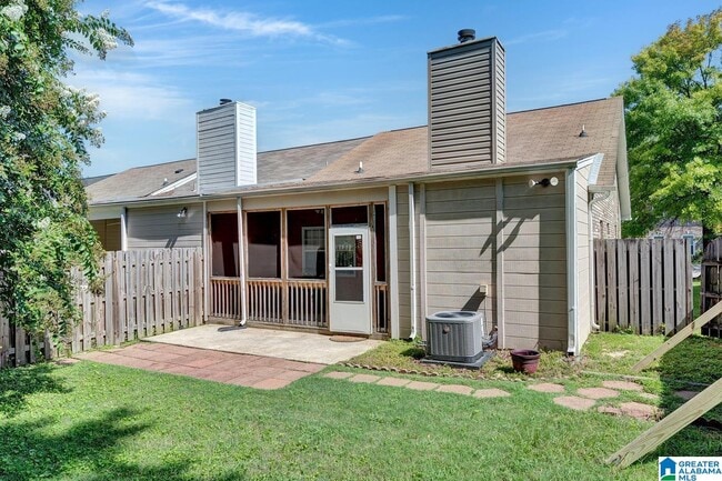 Building Photo - 130 Chase Creek Cir