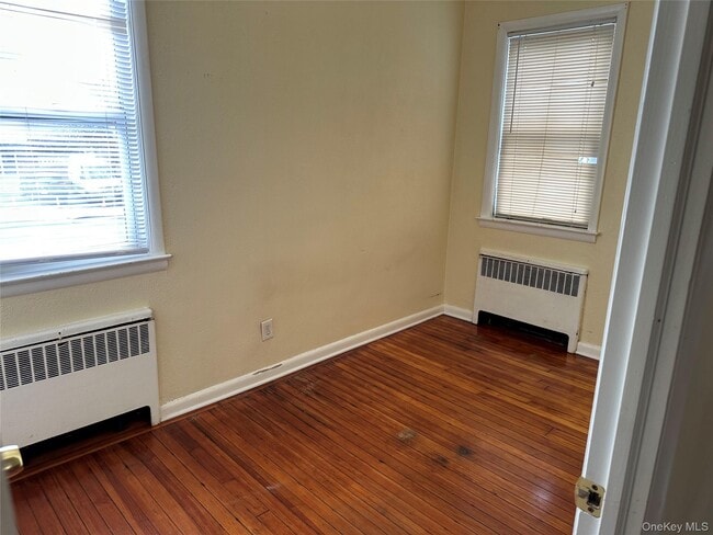 Foto del edificio - 9 Webster Ave