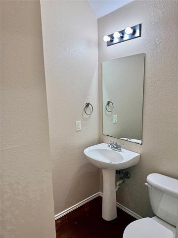 Foto del edificio - 2320 Aldergate Dr