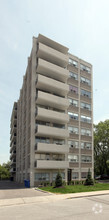 Building Photo - Dufferin Heights