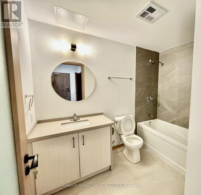 Photo du bâtiment - 3421 Sheppard Ave E