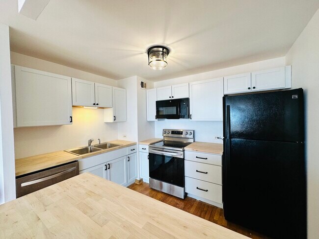 Foto del edificio - 4343 N Clarendon Ave