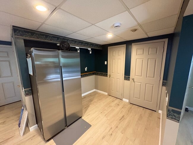 Building Photo - 7 Stardust Ct