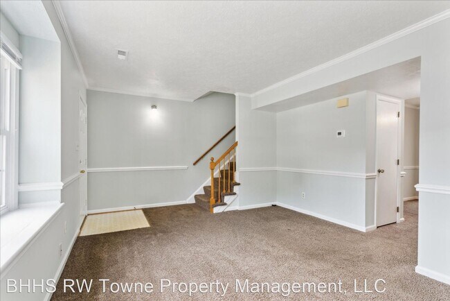 Foto del edificio - 2 br, 1.5 bath House - 6-D Penn Circle
