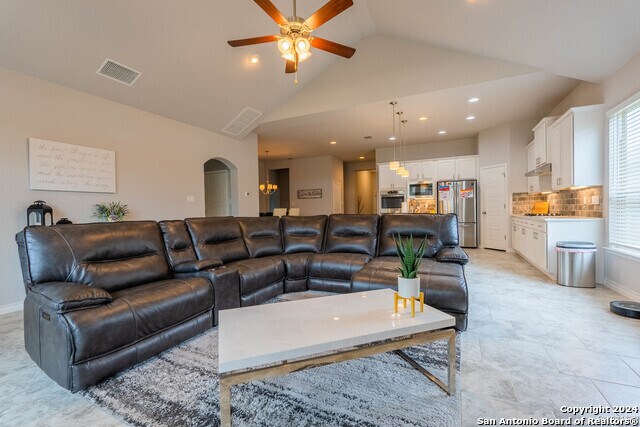 Building Photo - 29722 Elkhorn Rdg