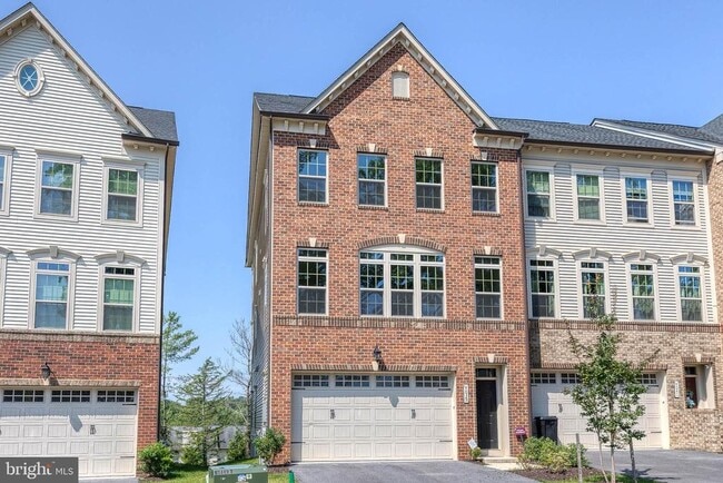Building Photo - 4039 Dorseys Rdg Sq