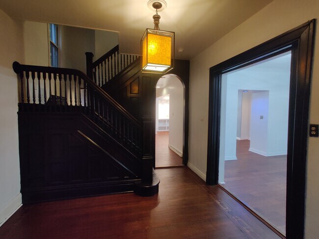 Foto del edificio - 230 Chadwick St