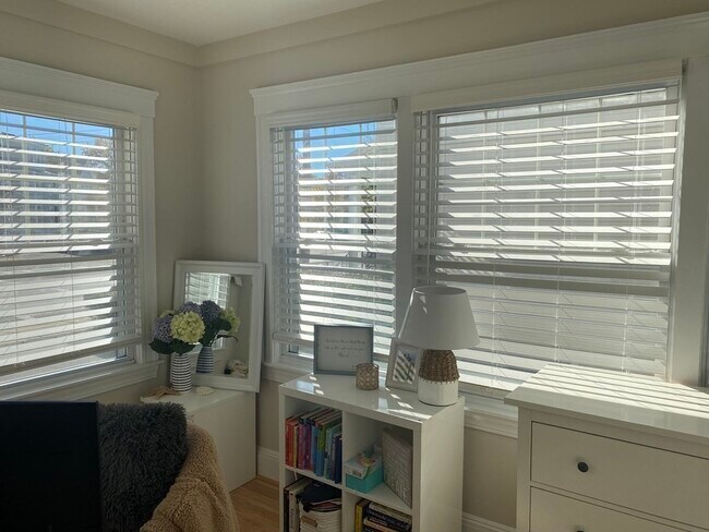 Foto del edificio - 633 High St