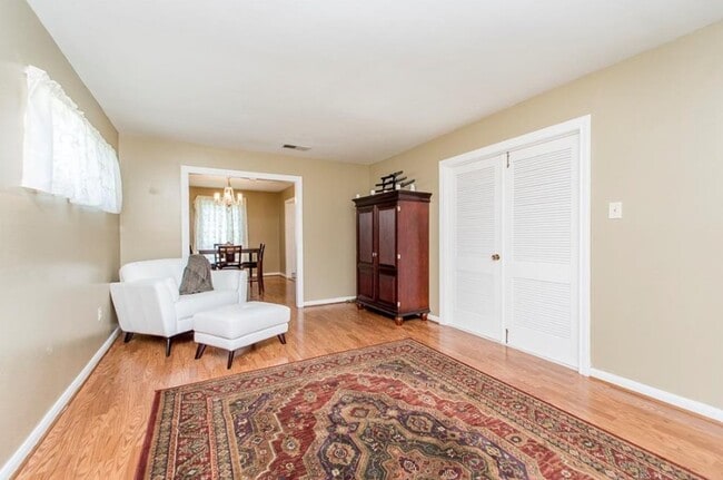 Building Photo - 5900 Durbridge Dr