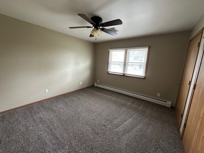 Foto del edificio - 814 Shannon Ln