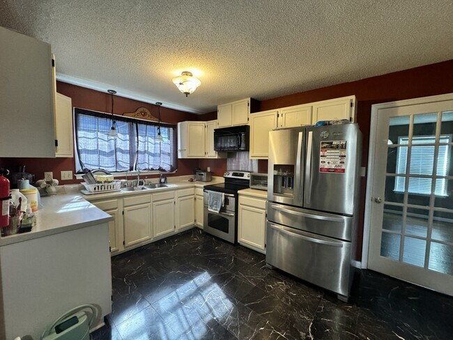 Foto del edificio - 107 Plantation Blvd