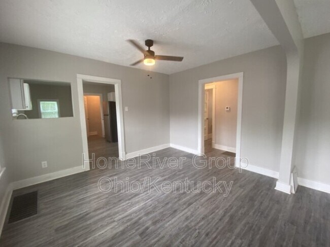 Foto del edificio - 2525 Grant Ave