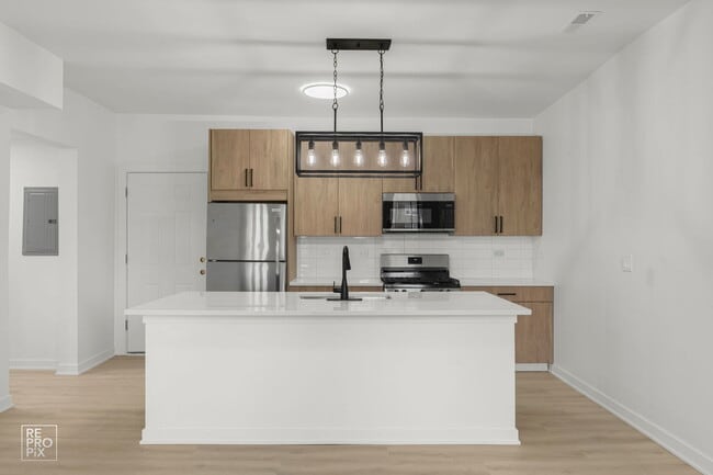 Foto del edificio - 7717 N Sheridan Rd