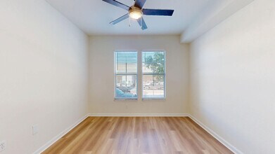 Interior Photo - The Vintage Lofts at West End