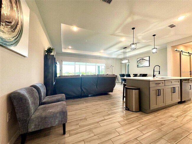 Building Photo - 342 Windward Way