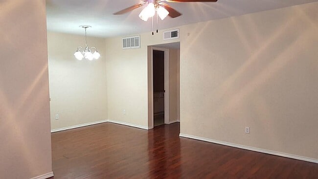 Building Photo - 6200 Ranchester Dr