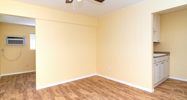 Living room - Envoy Apartments