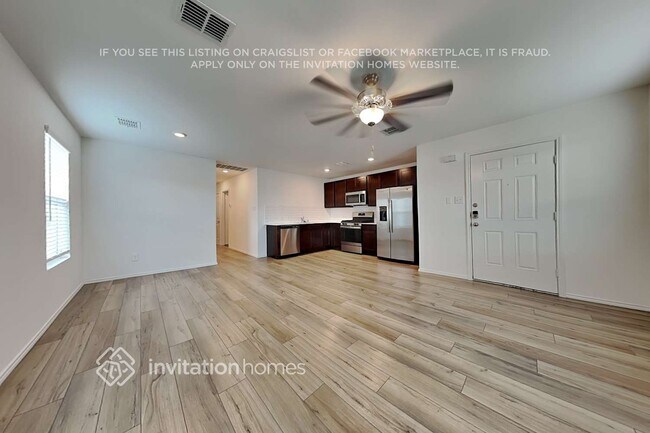 Foto del edificio - 3220 Crestone Dr