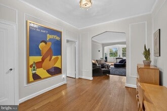 Building Photo - 2737 Devonshire Pl NW