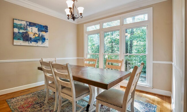 Foto del edificio - 113 Windwood Cir