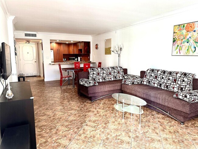 Foto del edificio - 1849 S Ocean Dr