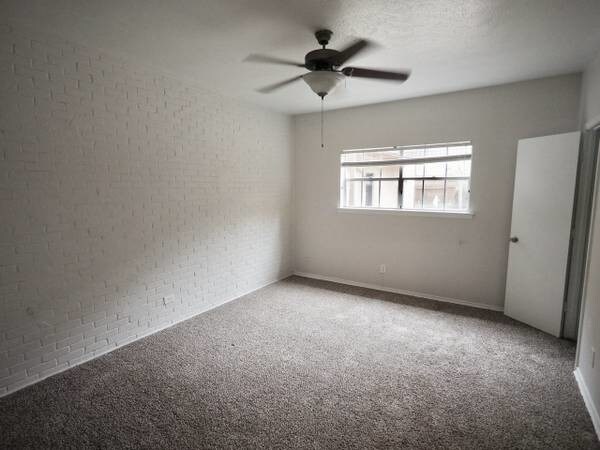 Foto principal - 4203 Gilbert Ave