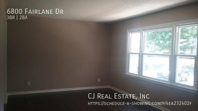 Foto del edificio - 6800 Fairlane Dr