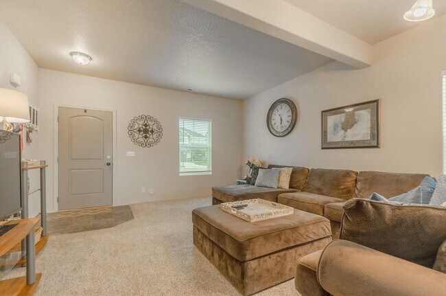 Building Photo - 4580 W Magrath Dr