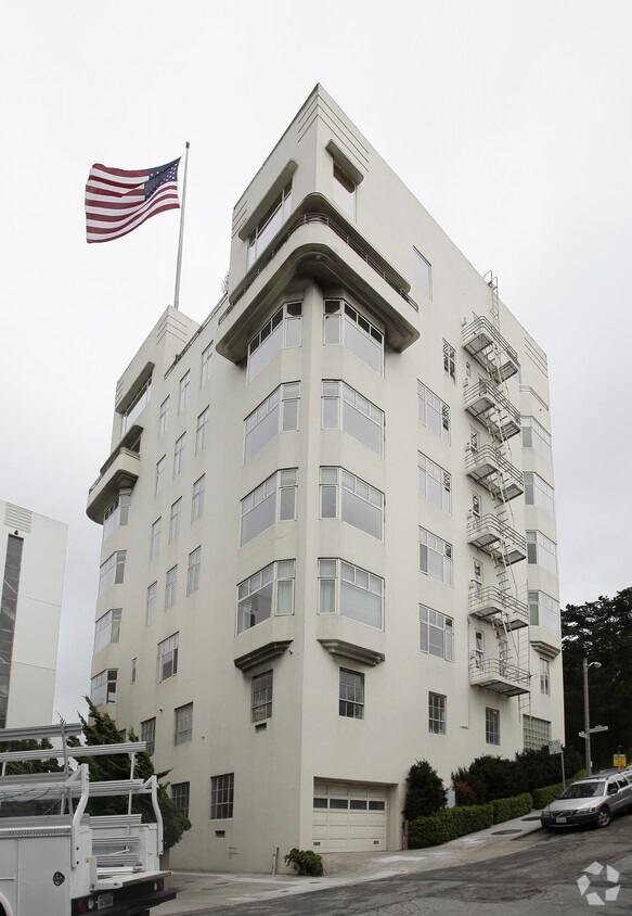 Building Photo - 290 Lombard St