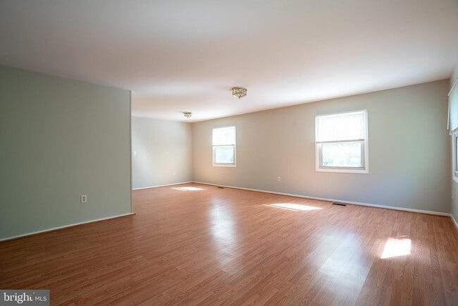 Building Photo - 3113 Shield Ln