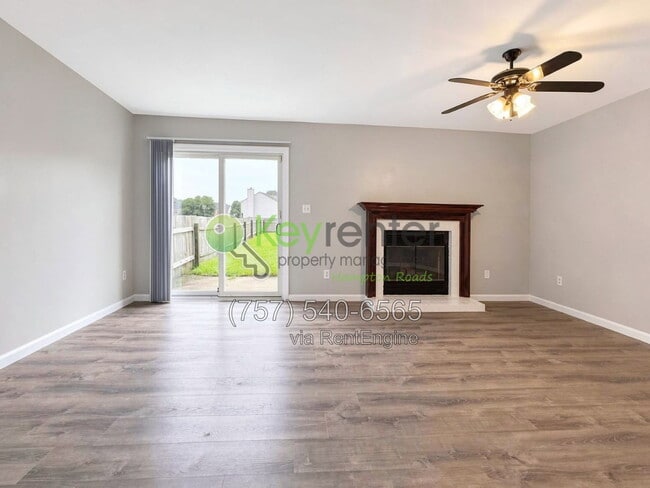 Building Photo - 810 Huntly Dr