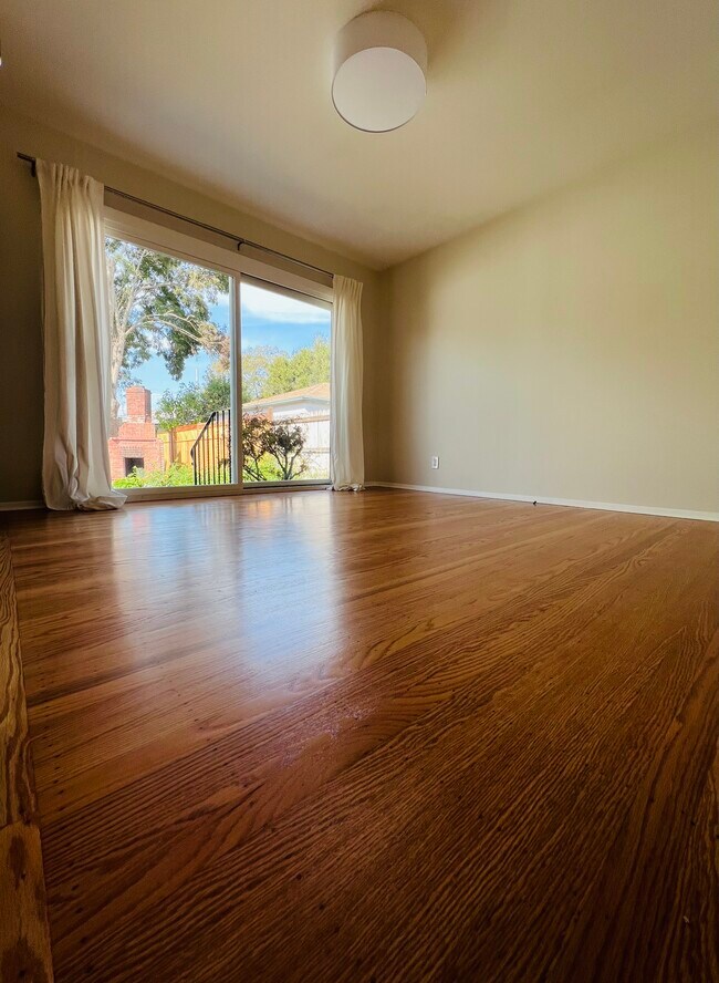Bedroom #1 - 1363 Hansen Ave