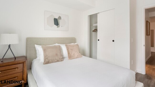 Foto del edificio - 8511 15th Ave NW