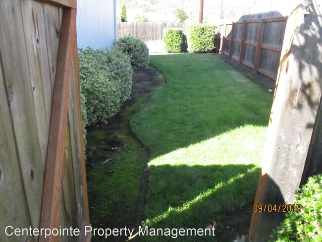 Foto del edificio - 3 br, 2.5 bath House - 202 NE Rifle Range #1