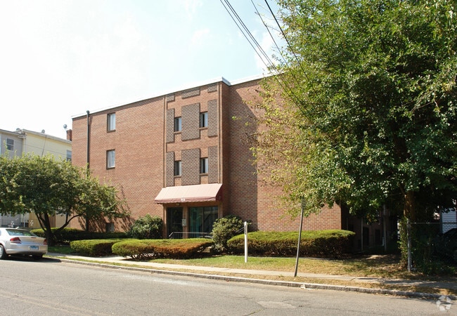Building Photo - 89 S Whitney St
