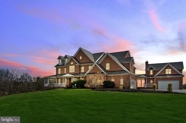 Foto del edificio - 10150 Hedrick Farm Ln