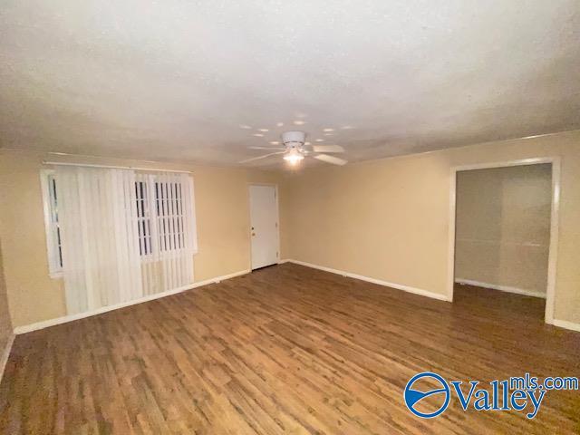 Foto del edificio - 2910 Battle Dr NW