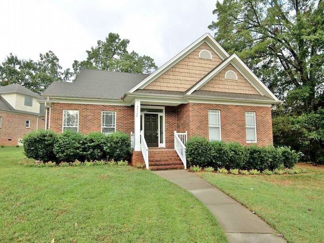 Building Photo - Gorgeous 1 Story In Cornelius