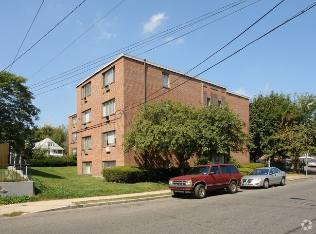 Building Photo - 89 S Whitney St